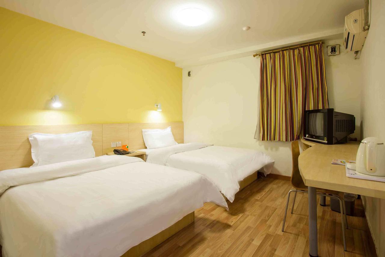 7Days Inn Wuhan Airport Panlong City Dış mekan fotoğraf